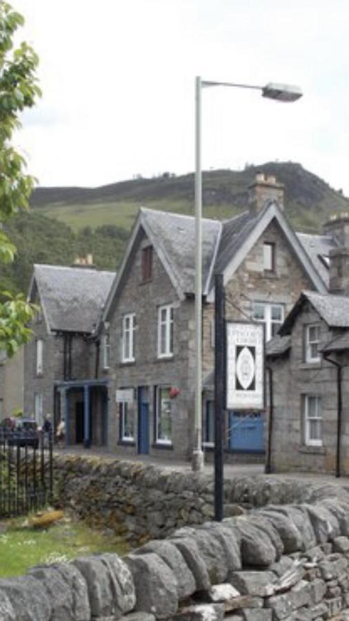 The Rannoch Nest, Kinloch Rannoch Apartment ภายนอก รูปภาพ