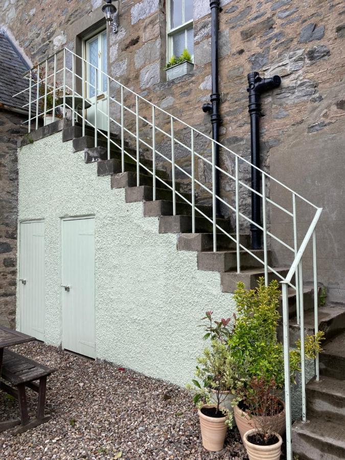 The Rannoch Nest, Kinloch Rannoch Apartment ภายนอก รูปภาพ