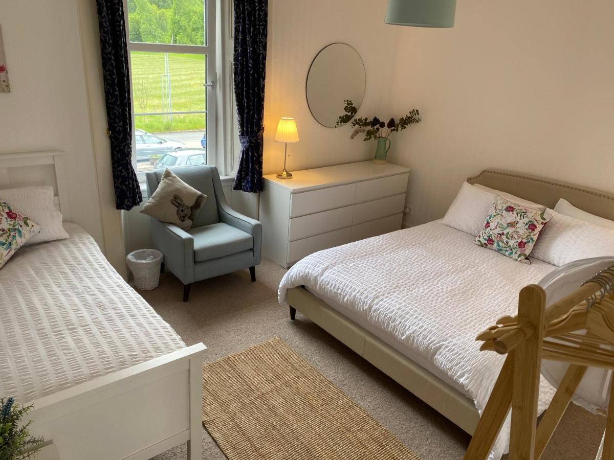 The Rannoch Nest, Kinloch Rannoch Apartment ภายนอก รูปภาพ